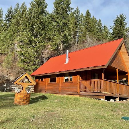 Camels Hump Guest Ranch Lumby Zewnętrze zdjęcie