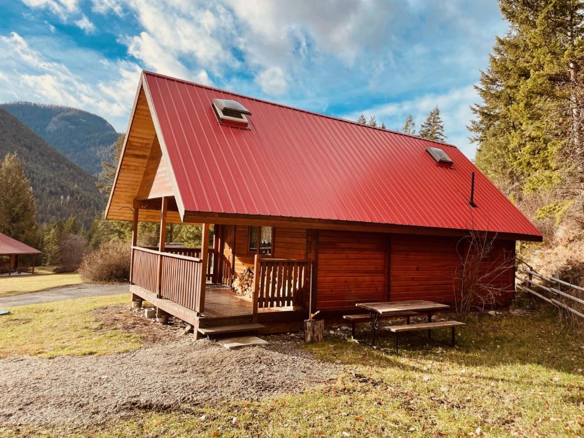 Camels Hump Guest Ranch Lumby Zewnętrze zdjęcie